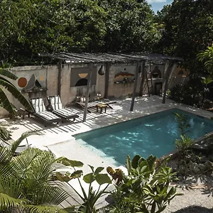 https://aldea-tzalam-tulum.quintano-roohotels.com