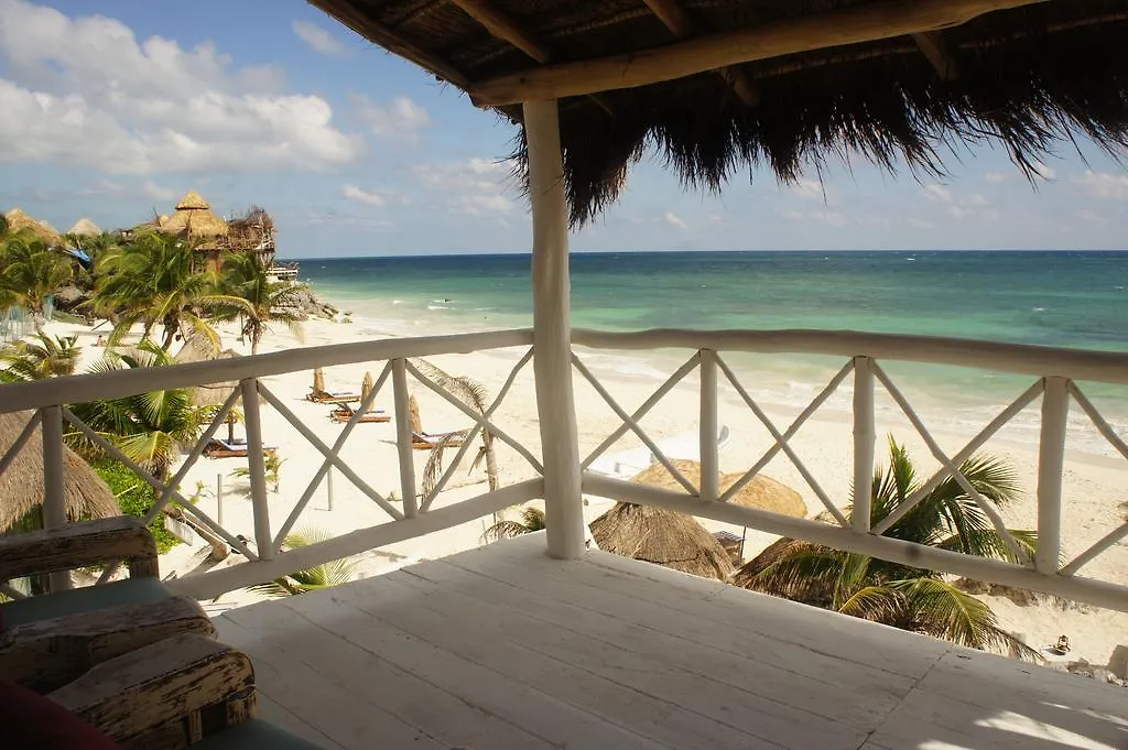 טולום Punta Piedra Beach Posada מלון
